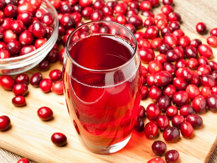 Stute Cranberry Juice Drink 1.5Ltr (Pack of 8) "A symphony of flavors" For All Occasions