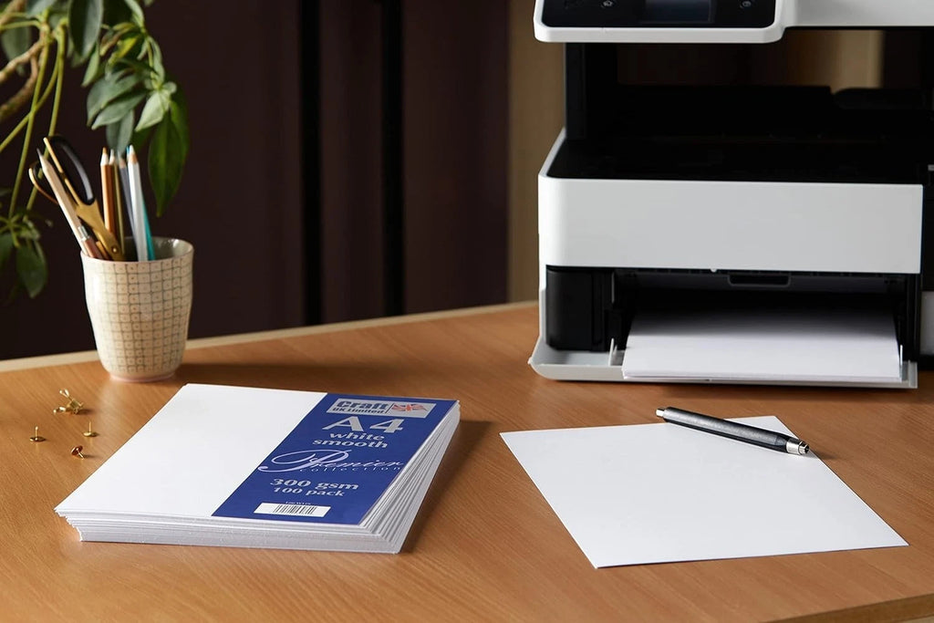 Craft UK A4 300Gsm-100 Sheets, White Card 300gsm - Free Delivery Easy To Use